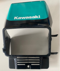 Verkleidung/Lampenmaske Kawasaki KMX125 B gebraucht